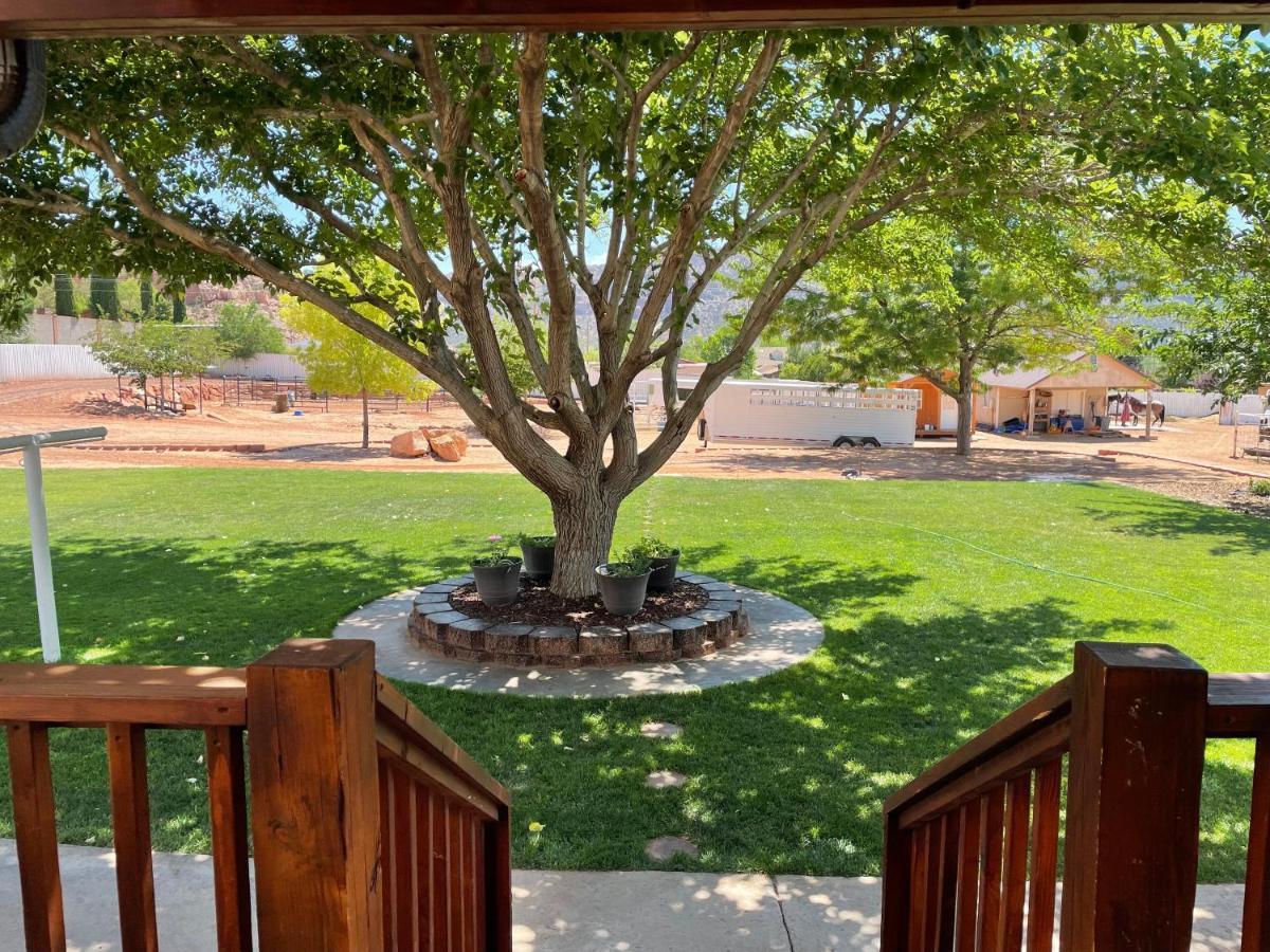 Zion'S Blue Sage Bed & Breakfast Hildale Bagian luar foto