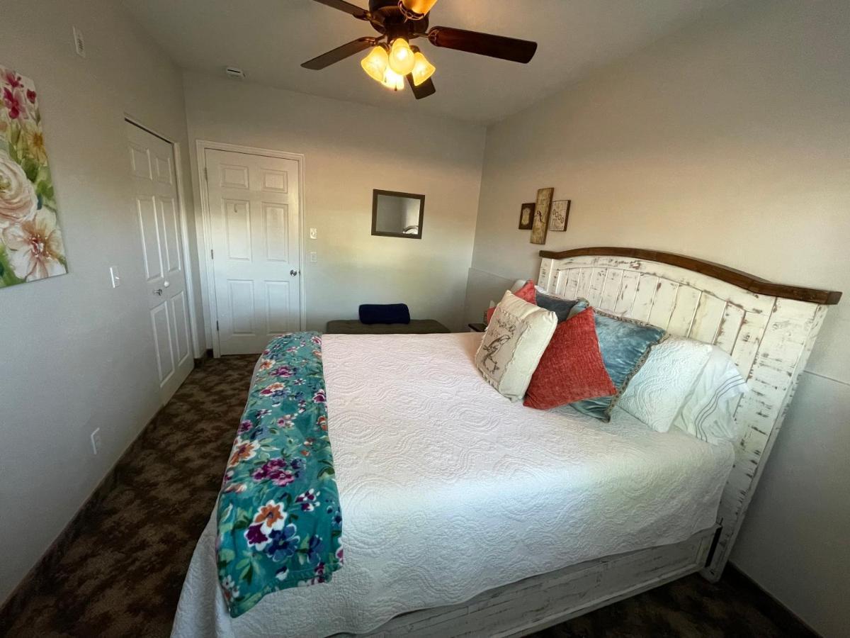 Zion'S Blue Sage Bed & Breakfast Hildale Bagian luar foto