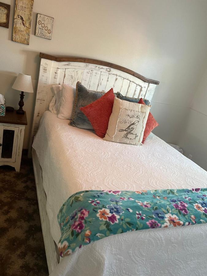 Zion'S Blue Sage Bed & Breakfast Hildale Bagian luar foto